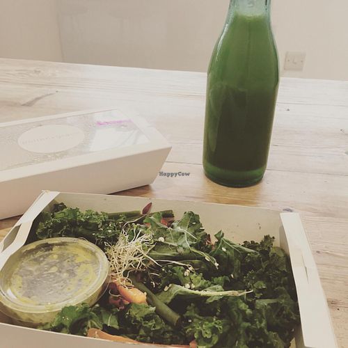 kale salad box and juice at So Pure in London