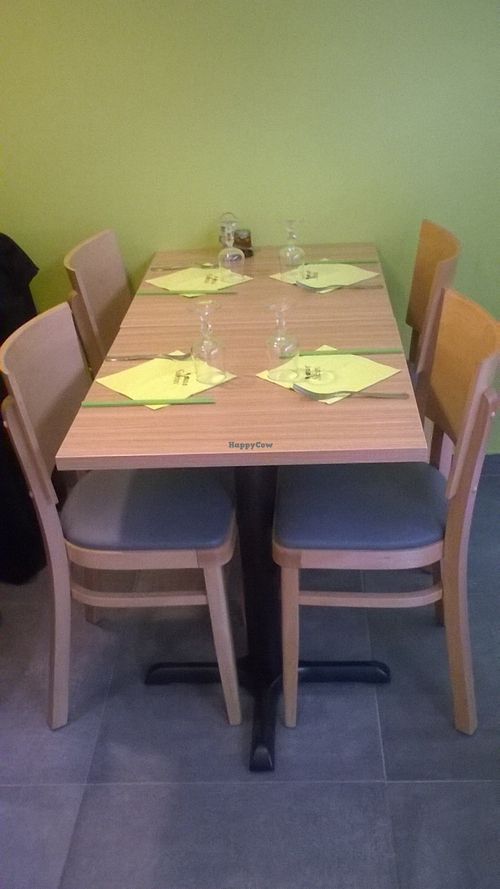 inside at Vege Saveurs in Paris