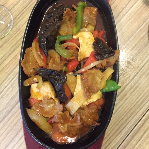 sur plaque chauffante... at Vege Saveurs in Paris