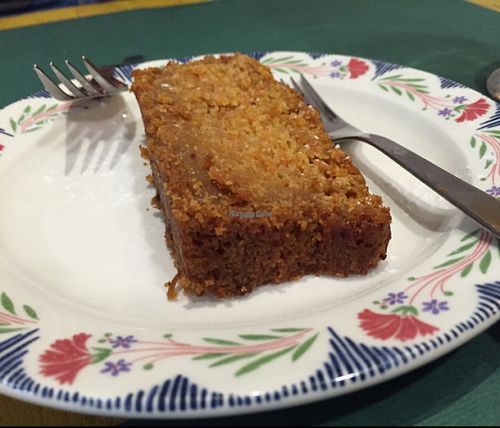vegan carrot cake at Casa Griega in Barcelona