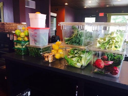 fresh organic juices and smoothies at Wild Alchemy in Wallingford