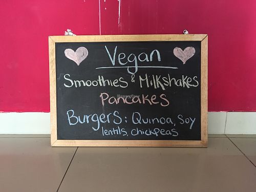 vegan options at Fruzion in Paracas