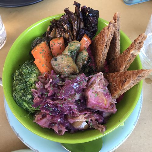 Beetroot hummus  at Buddy VEGGY in Rome