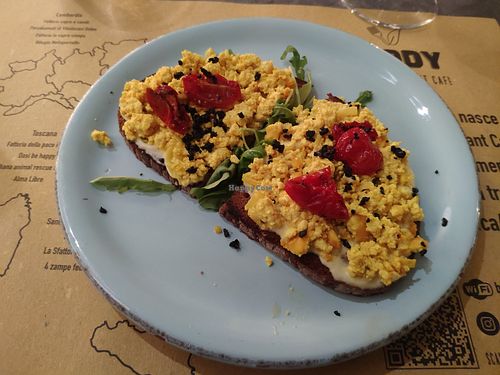 Bruschetta con Tofu Strapazzato at Buddy VEGGY in Rome