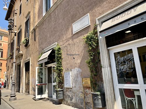 store front at Buddy VEGGY in Rome