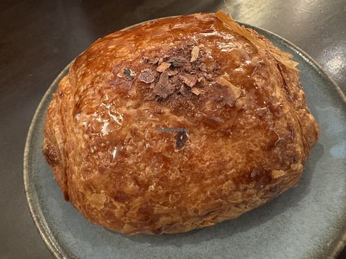 Pain au chocolat  at roots - Lintheschergasse in Zurich