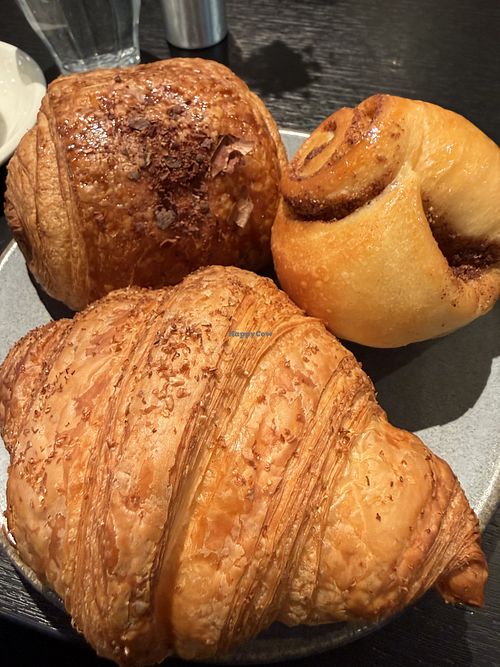 breakfast  at roots - Lintheschergasse in Zurich