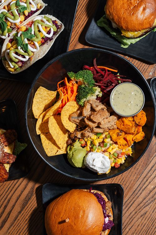  at Copper Branch - 600 Maisonneuve W/O in Montreal