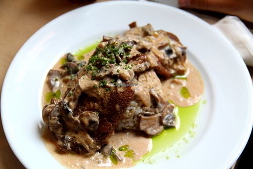 Mushroom and seitan. Not vegan.  at Vegetalia - Born in Barcelona