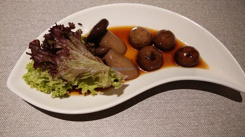 fresh mushrooms at elemen 元素 - Millenia Walk in Central Singapore