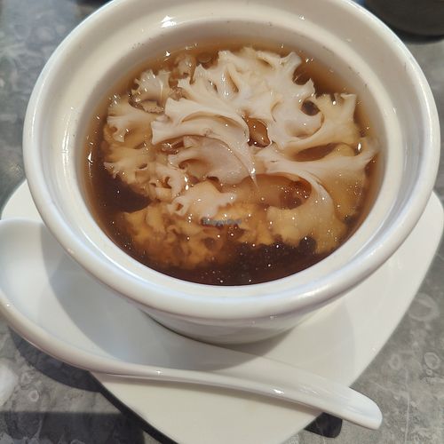Truffle Sparasiss Crispa Soup
黄金炖松露汤 at elemen 元素 - Millenia Walk in Central Singapore