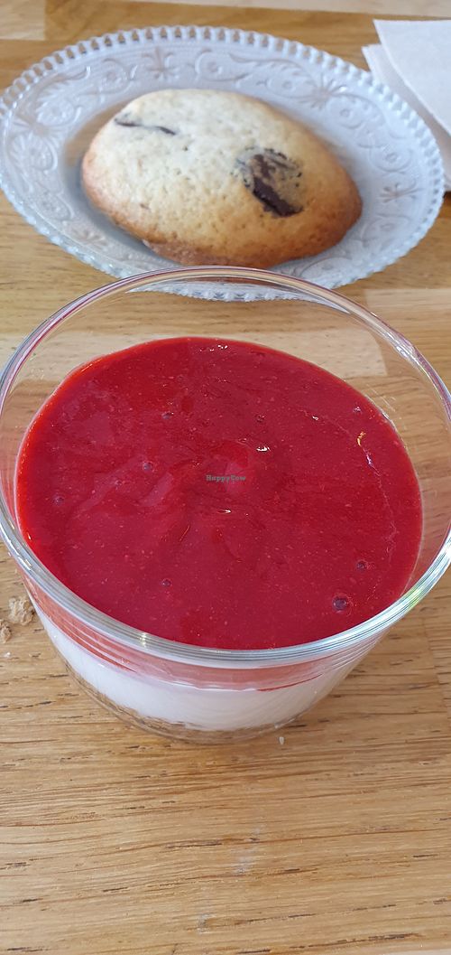  at ÖST café in Besancon