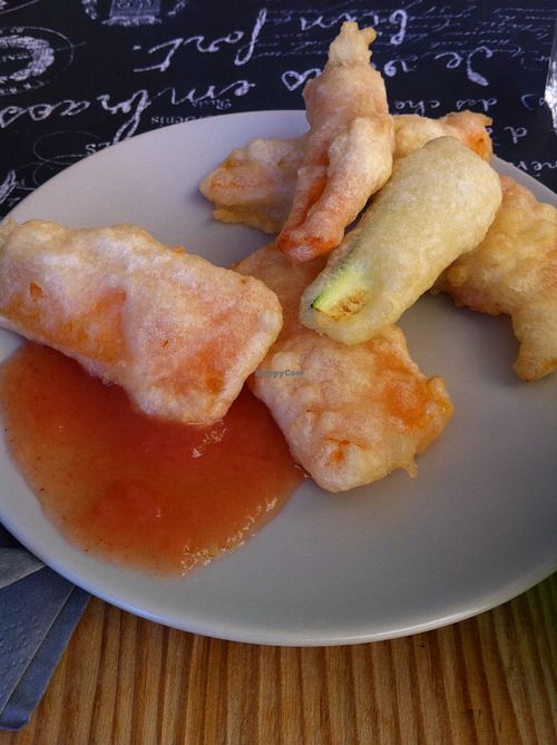vegetable tempura at Cavoli Nostri in Naples