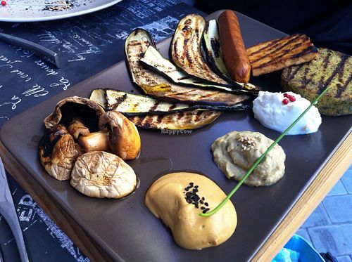 Mixed grill plate at Cavoli Nostri in Naples