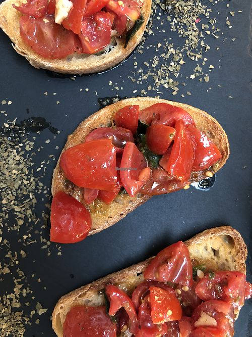Tomato bruschetta  at Cavoli Nostri in Naples