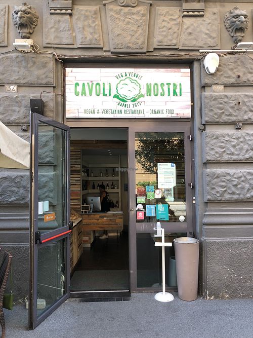 Outside  at Cavoli Nostri in Naples