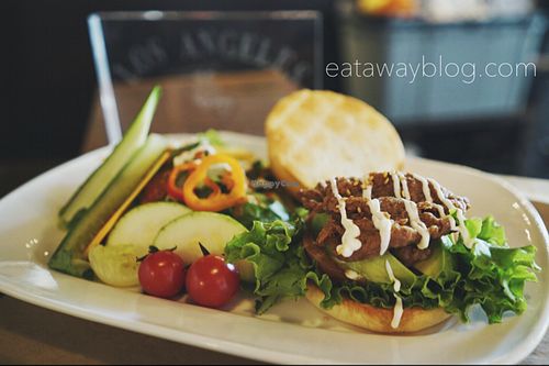 We have a great video about this restaurant!! at Los Angeles in Kanazawa in Kanazawa