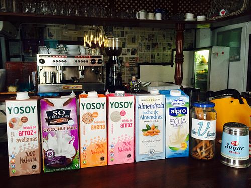 Leches disponibles at The V Factor in Lanzarote