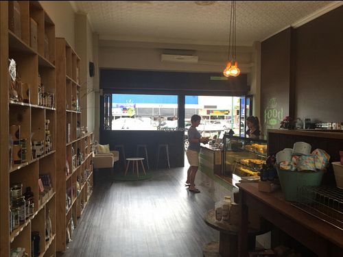 This is a better photo of the place! at 2Be Nourished in Grafton