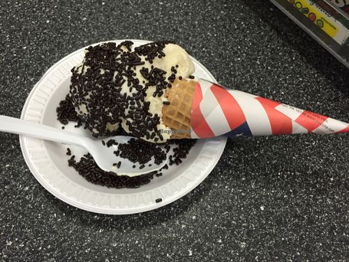 vanilla soy ice cream with chocolate sprinkles at Cool Scoops in North Wildwood