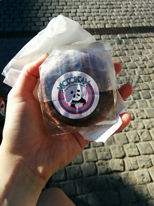 The chocolat chai sandwich at Nicecream - Elmegade in Copenhagen