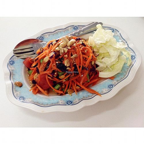 Carrot som tam at Nian Yuen in Phuket
