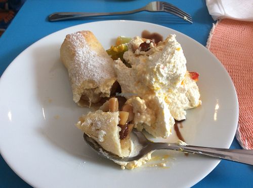 Pannacotta and apple strudel pure vegan bliss at Didi Cafe in Albufeira