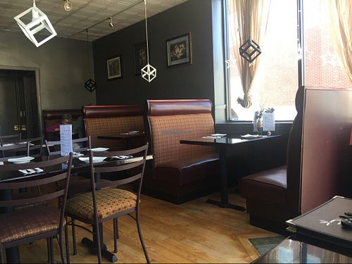 a pleasant and  relaxed atmosphere  at Zhu's Vegan Kitchen in Arlington