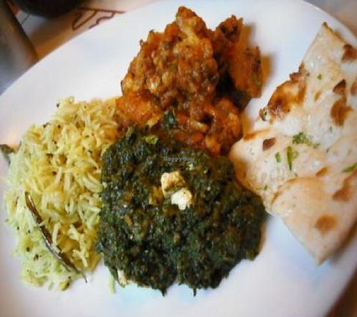 lemon rice, cauliflower/potato curry and spinach/tofu curry photo by fat gay vegan at Veg World India in Barcelona