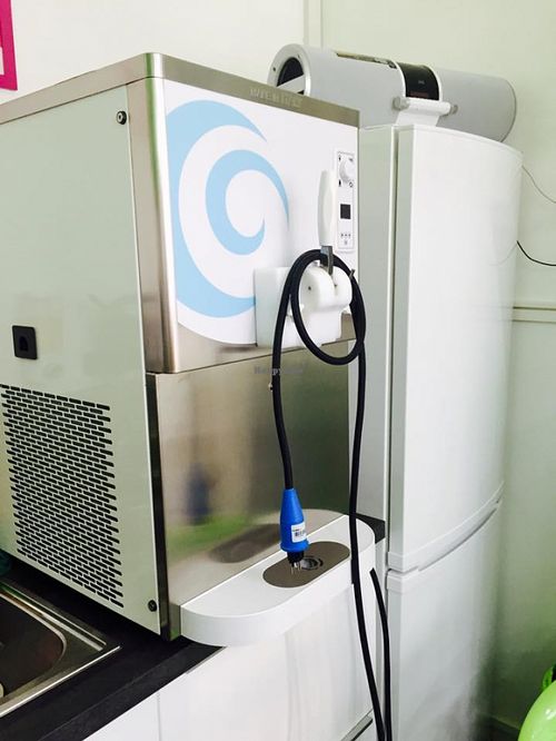 Soy ice cream machine at My Yogi in Geneva