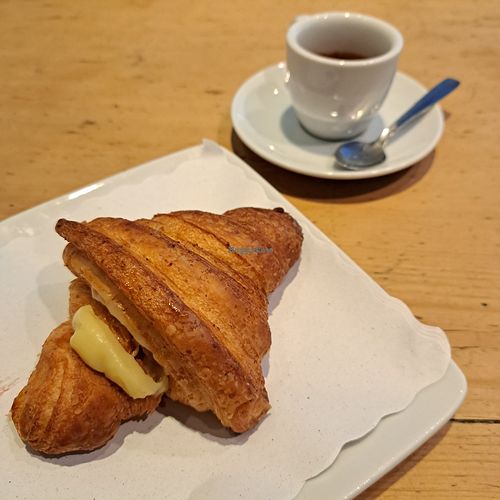 Cornetti with lemon filling at 100% Bio in Rome