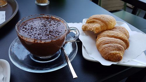 Croissants and hot chocolate at 100% Bio in Rome