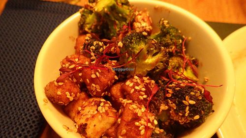 Veg stir fry at Rootcandi in Brighton