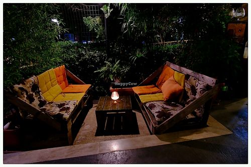 nice place for relaxing with a good beer or a nice glass of wine at Lizard in Rome