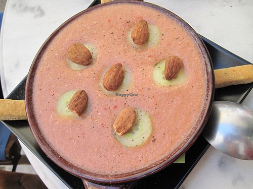 Rote Suppe - rohvegan und superlecker at Spiti House Bar in Paros