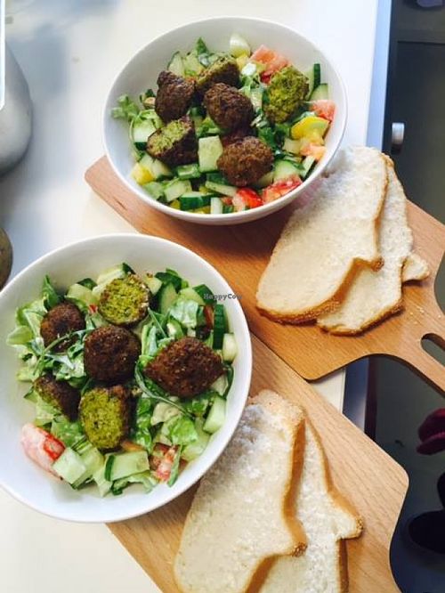 Salad with falafel at Opgeweckt Noord in Groningen