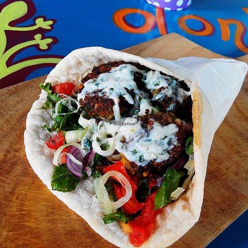 Vegan Gyro with vegan Tzatziki Sauce at La Cuchara Verde - Positive Food in Playa Flamingo