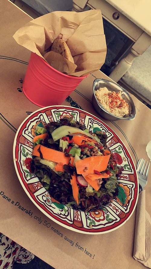 Buckwheat salad, pita bread and hummus at Pane e Souvlaki in Corfu