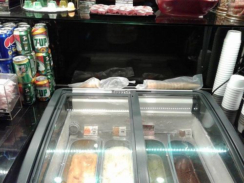 Ice-Cream & soft drink at Yummy Veggie in East Singapore