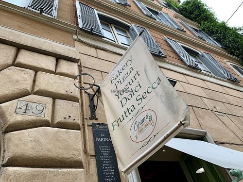 store front at Grano Frutta e Farina in Rome