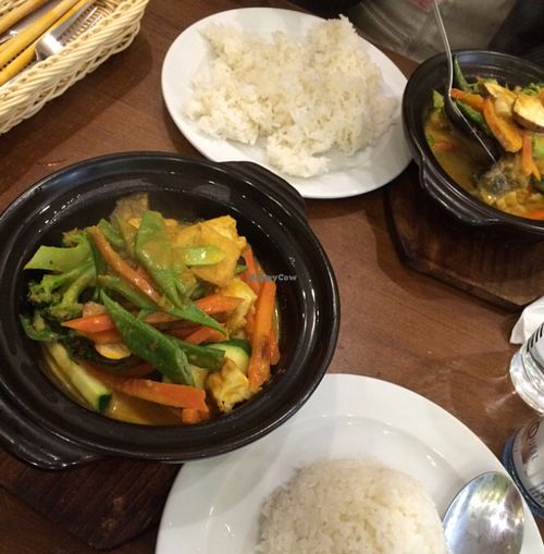 Kokos-Curry mit Erdnüssen at Quy Nguyen - Vegan Living in Berlin