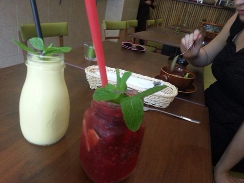 Cute drinks at Quy Nguyen - Vegan Living in Berlin