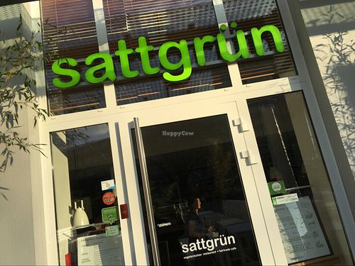 outside at Sattgrün in Essen