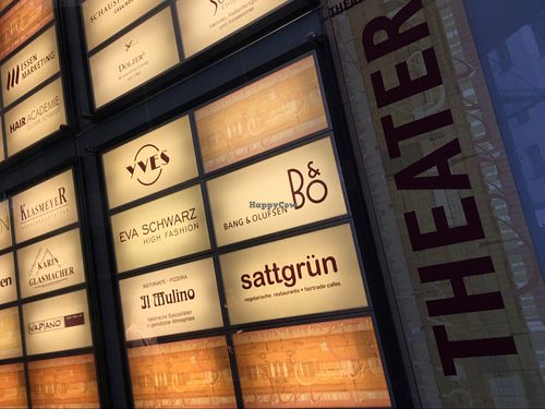 front entrance: do not use! at Sattgrün in Essen