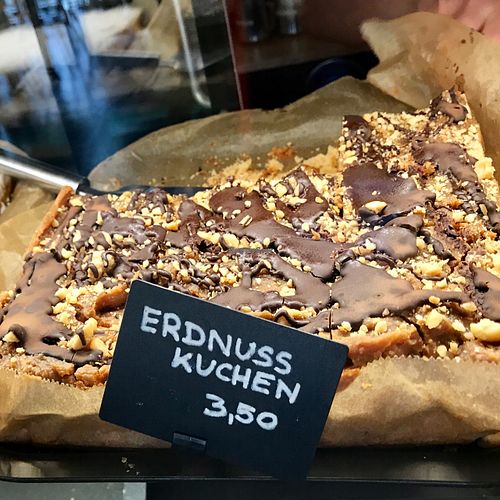 peanut cake at Sattgrün in Essen