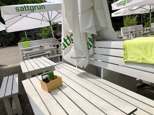 outside at Sattgrün in Essen