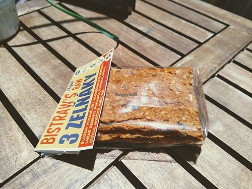 ČERSTVÁ RAW NOVINKA :) Nyní u nás k dostání v BistRaw & TEA - Raw & Vegan Bistro tento úhledný balíček bistRAW ZELŇÁKŮ. Vše pečlivě zabalené, usušené, skvěle ochucené. Jsou ideální k naší thajské, nebo hráškové polévce, k naší hořčici, salátu,nebo prostě jen tak na cesty  

#milujemezelňáky #3ks #bistRAW #40Kč

Jak vám chutnají naši zelňáci :)   at bistRAW & Tea in Prague