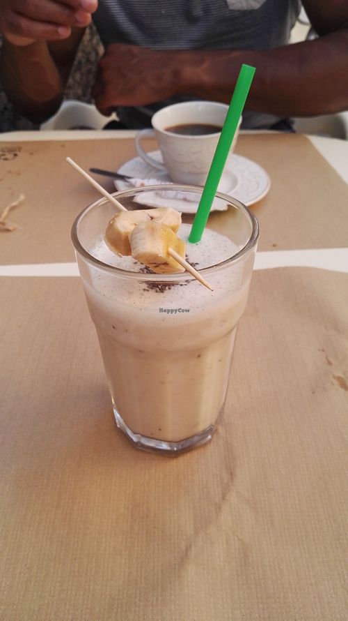 The best vanilla smoothie at La Libelula Vegan Cafe in Fuengirola