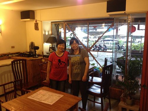 Owner ( left ) - waitress (speaks English, part-time on weekends ) at Xiao shan fang Vegetarian Food in Taichung