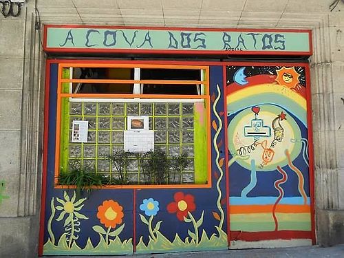 outside at A Cova Dos Ratos in Vigo